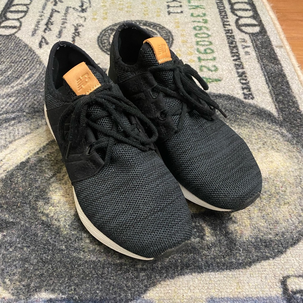 New Balance Cruz “Black”